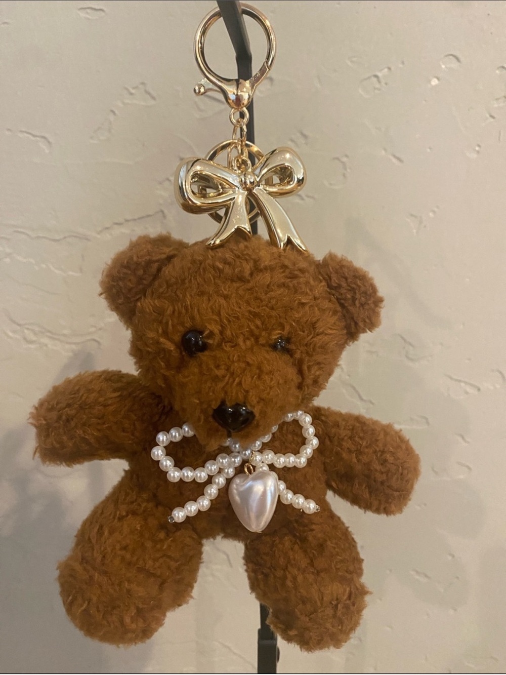 Adorable Brown Teddy Bear Keychain with Pearl Heart Charm!